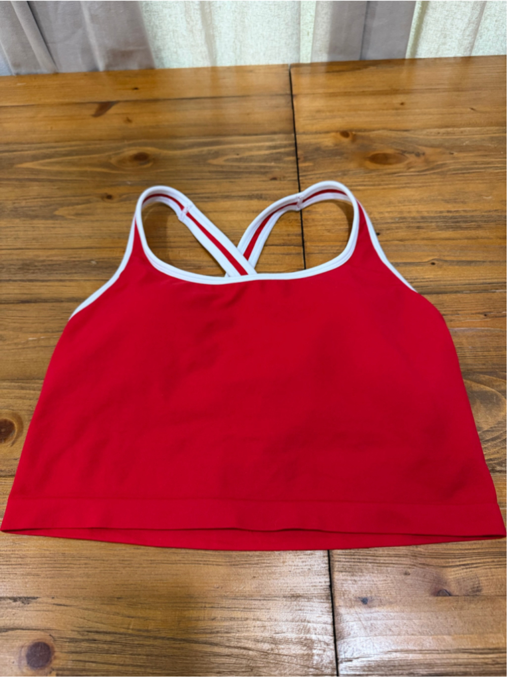 Fabletics Sports Bra Medium Red White Crisscross